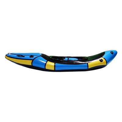 Packraft avanzado para remar en ríos y aguas bravas